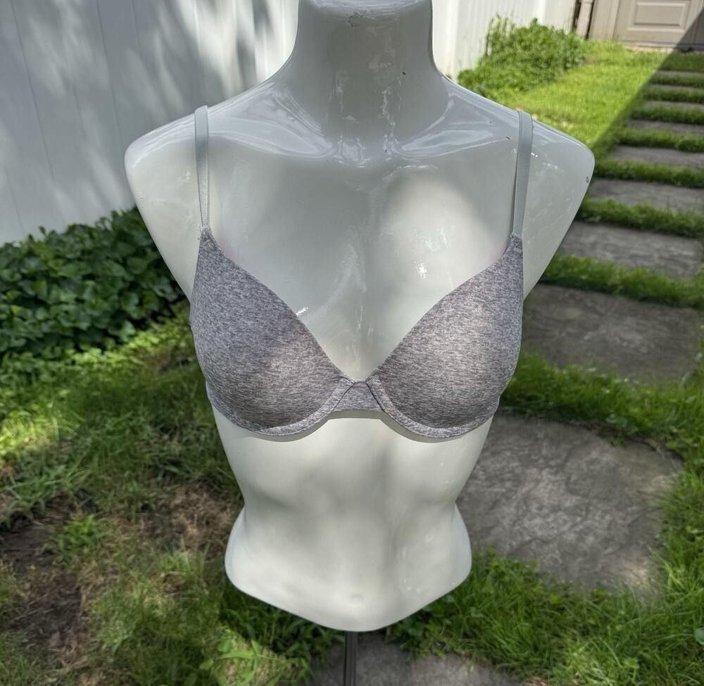 VICTORIA'S SECRET PINK WEARA EVERYWHERE PUSH UP GRAY UNDERWIRE BRA SIZE 34B
